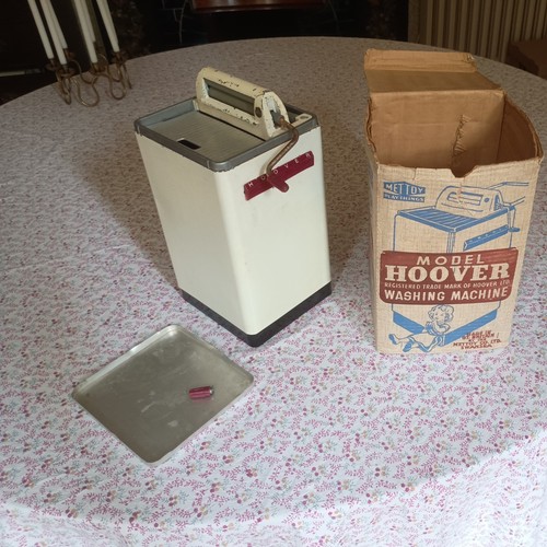 Vintage late 1950s hoover - late,
