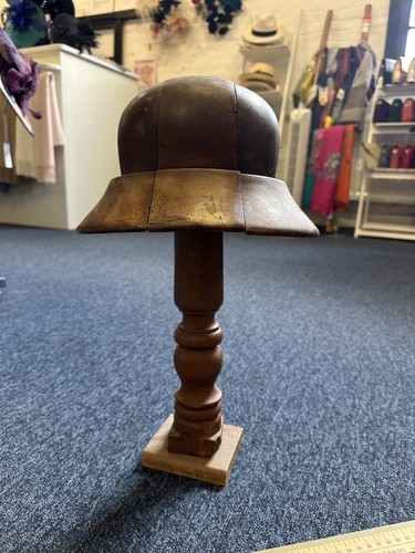 Vintage cloche hat - cloche, block