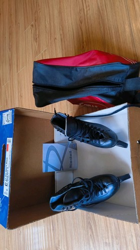 Riedell figure skates size - skates,