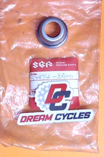 NOS SUZUKI 1973-76 TS250 73-77 TS400 Front Wheel Axle Dust Cover OEM 54892-33000