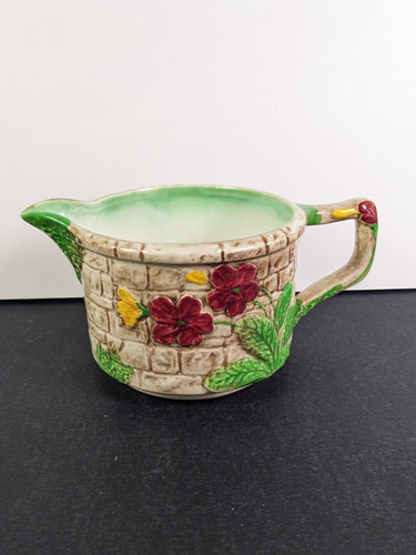 Vtg wishing well hand painted - well,