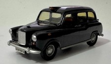 SOMERVILLE Model No. 100 -Austin FX4 Taxi Black Cab - Made in England