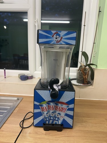 Slush puppie machine frozen - puppie,
