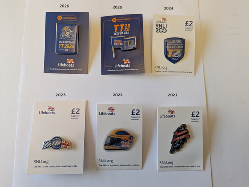 Rnli isle man badges - tt,
