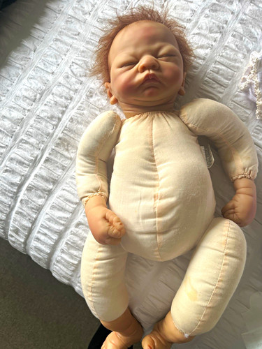 Ashton drake girl baby doll - drake,