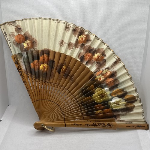 Vintage folding hand fan - vintage,