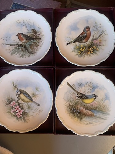 Royal albert boxed cabinet - albert,