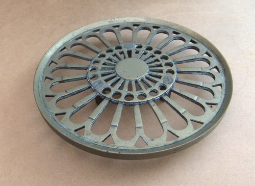 Vintage heavy round brass - vintage,