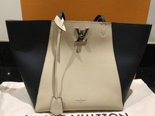 Louis Vuitton Lockme Cabas