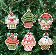 Janlynn Christmas Cupcake Ornaments Counted Cross Stitch Kit