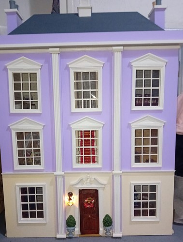 Vintage dolls house - vintage,