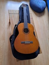 Yamaha C40 Classical Guitar 6-String Brown with Carry Case
