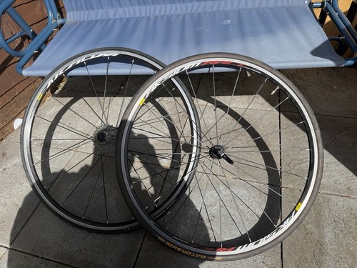 Mavic aksium 700c road bike - 700c,