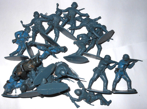 Airfix toy soldiers - 1,