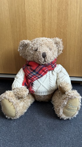 Harrods christmas bear 2002 - bear,