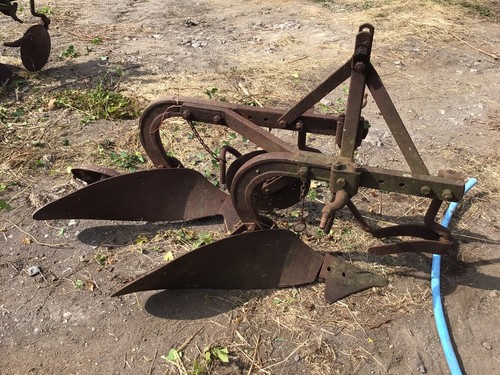 Massey ferguson plough - massey,