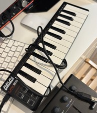 Akai Lpk25 Laptop Keyboard Midi / USB Easy Plug & Play Any Software