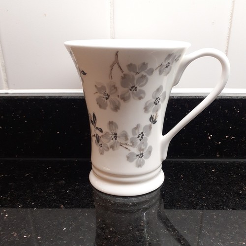 Laura ashley fine bone - bone, china