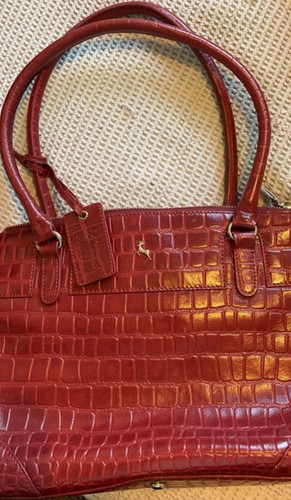 Ashwood red croc embossed - red,