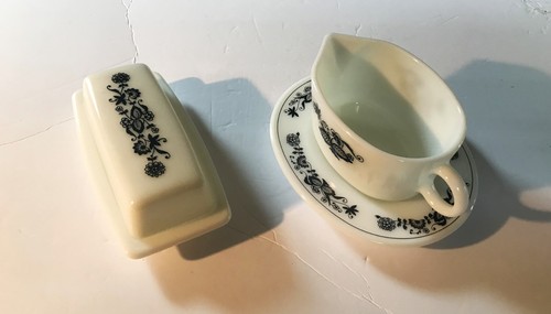 Vintage pyrex old town - -,