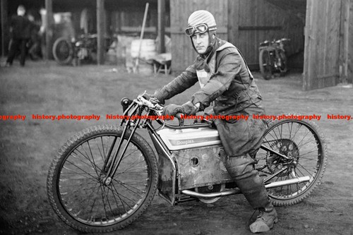 F015728 stan baines douglas - f015728,