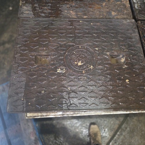 Cast iron manhole drain cover - iron,