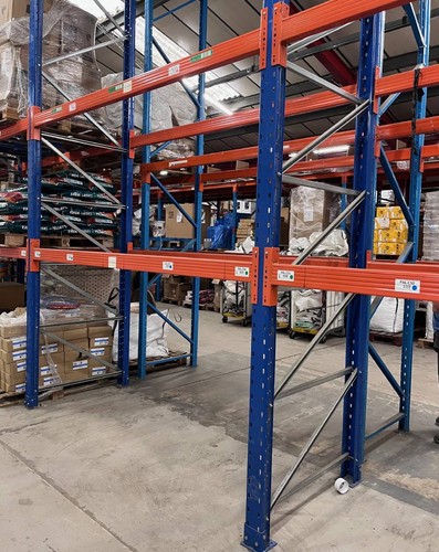 Heavy duty warehouse pallet - heavy,