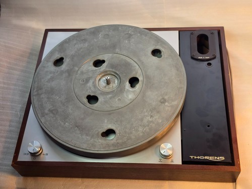 Thorens 150 turntable - 2,