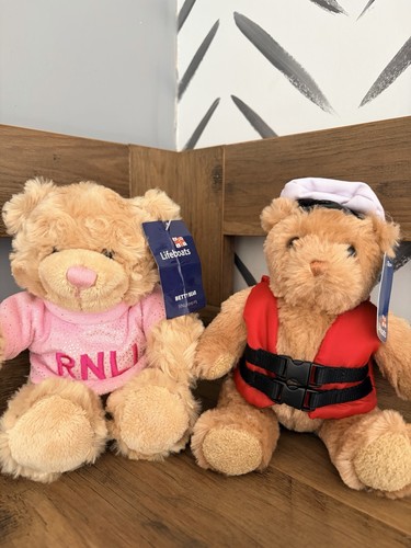 Rnli lifeboats bobby coxswain - bobby,