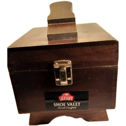 Vintage kiwi hand - hand, wood