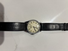 Lovely vintage 1940's Roamer military dial 17J art deco lugs watch