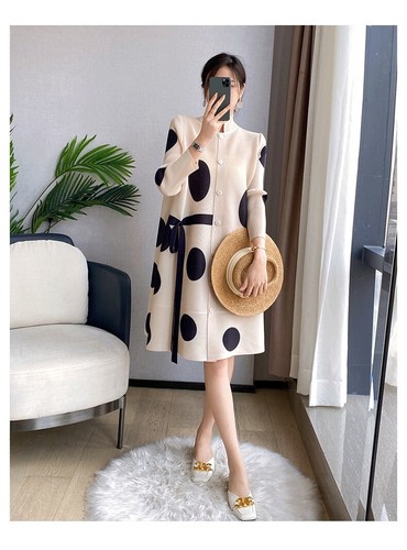 Pleats please issey style - pleats,