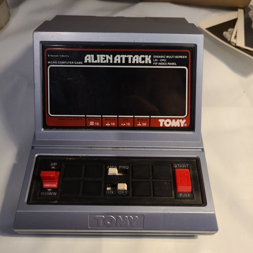 Tomy alien attack vintage - alien,