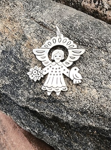 Retired james avery angel - james,