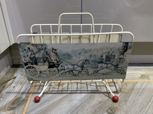 Magazine rack white wire metal - rack,