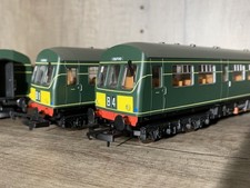 Hornby R2697 OO Gauge Class 101 3 Car DMU BR Green Boxed