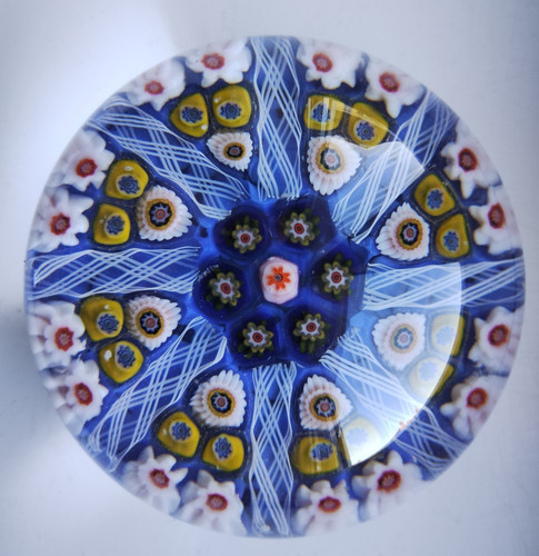 Millefiori glass paperweight - ,