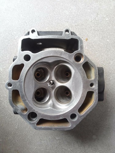 Cylinder head without valves