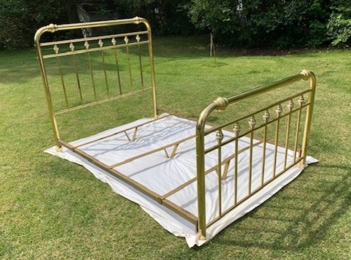 Brass bed queen - bed-queen, w/finials