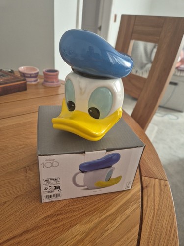 Disney donald duck shaped - donald,
