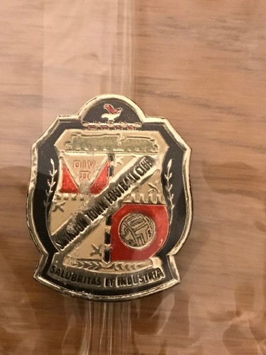 Swindon town esso club badge - swindon,
