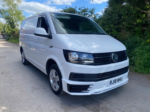 2018 transporter white - vw, t6