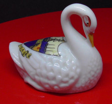 Crested China Clifton China Small Swan Bird Bermuda Good Condition
