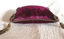 OLD BRIDAL GLOBE CUSHION