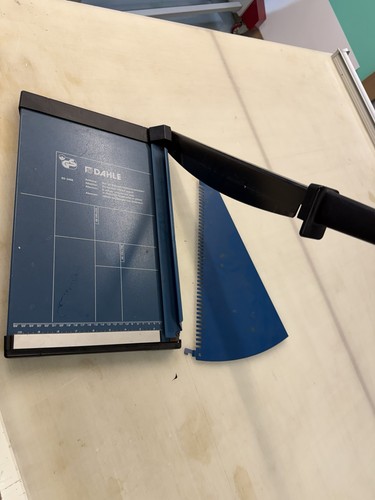 Dahle paper guillotine cutter - dahle,