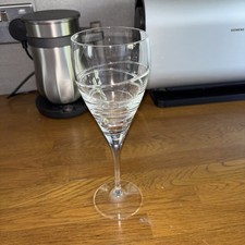 ONE JASPER CONRAN AURA STUART