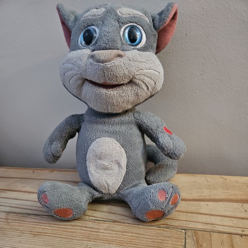 Talking tom talk back cat - talking,