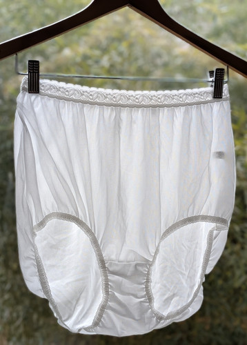 Nwot lot vntg hanes her - nwot, 5!💋vntg