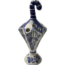 VTG Blue & White Umbrella