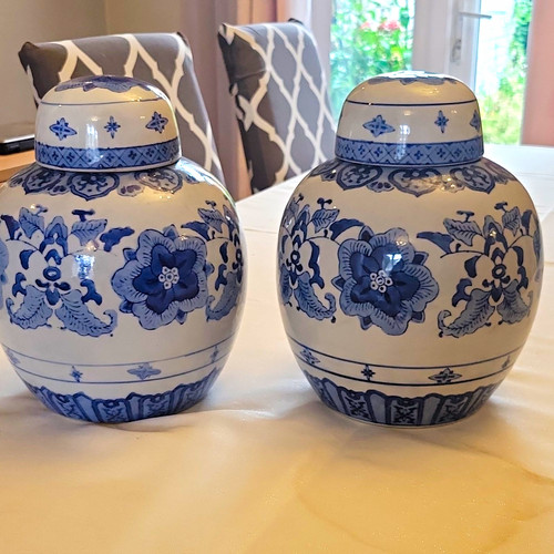Set large blue white - set,
